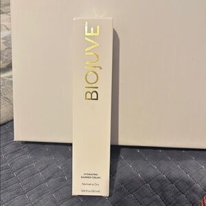 BIOJUVE Hydrating Barrier Cream